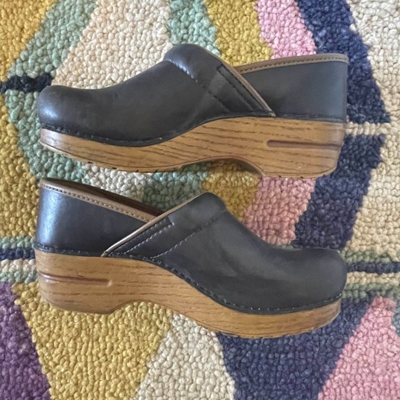 Dansko Clogs - Picture 2 of 5